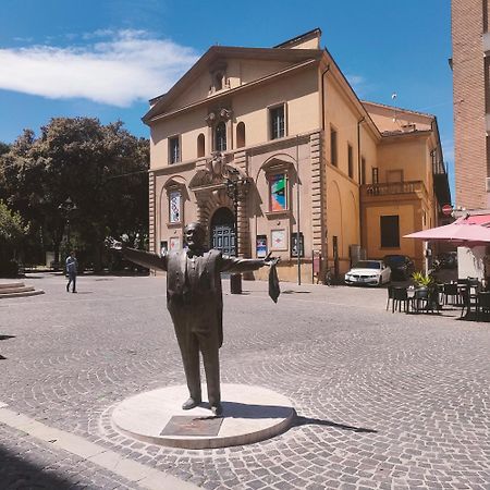 Апартаменти Il Nido Di Silvia A Due Passi Dal Teatro Rossini Пезаро Екстер'єр фото